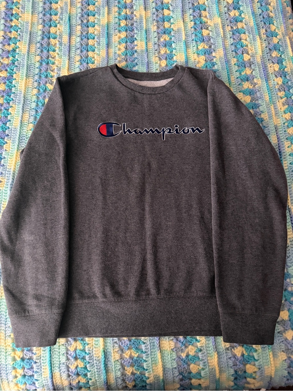 Champion crewneck XL PTP 20